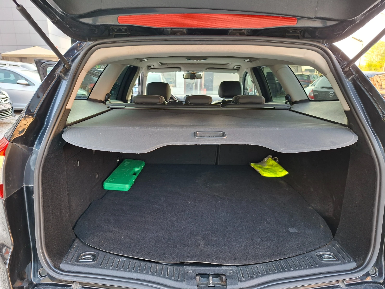 Ford Mondeo 2.0iGPL. TiTANIUM | Mobile.bg   10