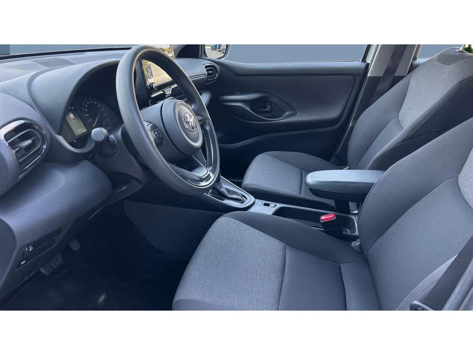 Toyota Yaris    380 . | Mobile.bg   12