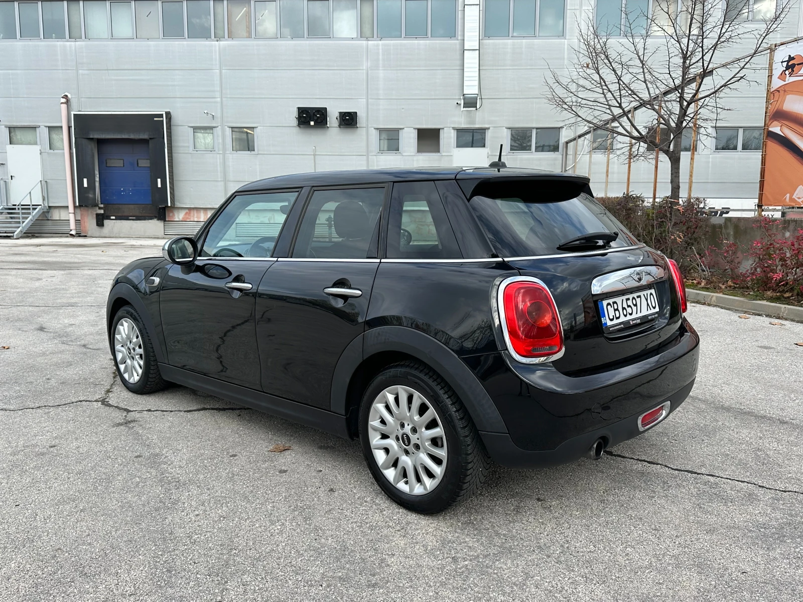 Mini Cooper 1.2i 102 к.с. - изображение 3