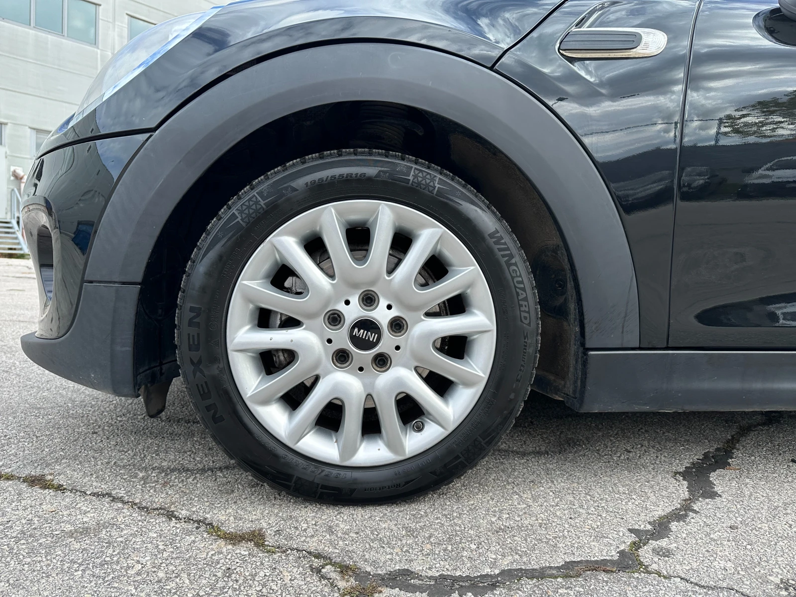 Mini Cooper 1.2i 102 к.с. - изображение 8