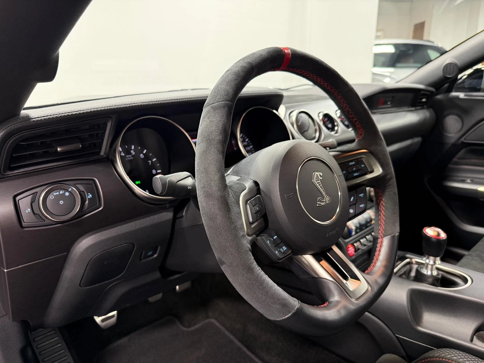 Ford Mustang SHELBY GT350R Fastba* * CARFAX * * ���� ������ * * | Mobile.bg � ����������� 9