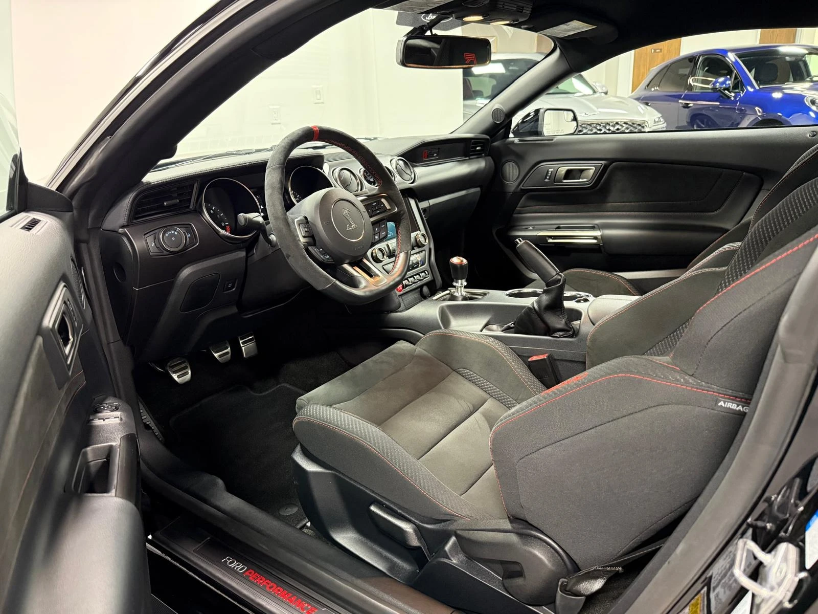 Ford Mustang SHELBY GT350R Fastba* * CARFAX * * ���� ������ * * | Mobile.bg � ����������� 8