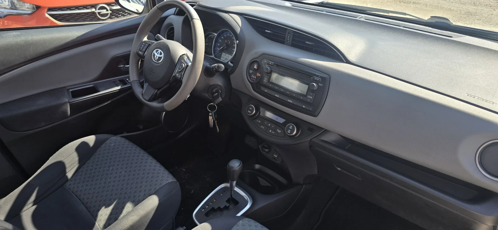 Toyota Yaris 1.5 HYBRID | Mobile.bg � ����������� 9