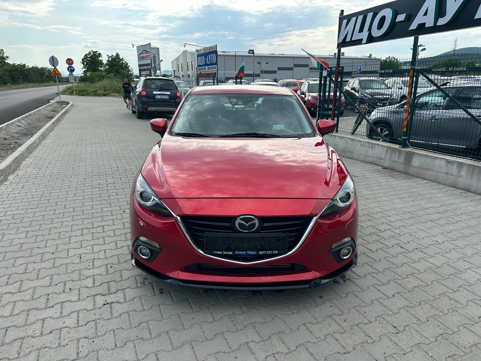 Mazda 3 Дистроник Нави Лед Ксенон Блутот Евро6 Дистроник  , снимка 8 - Автомобили и джипове - 54083233