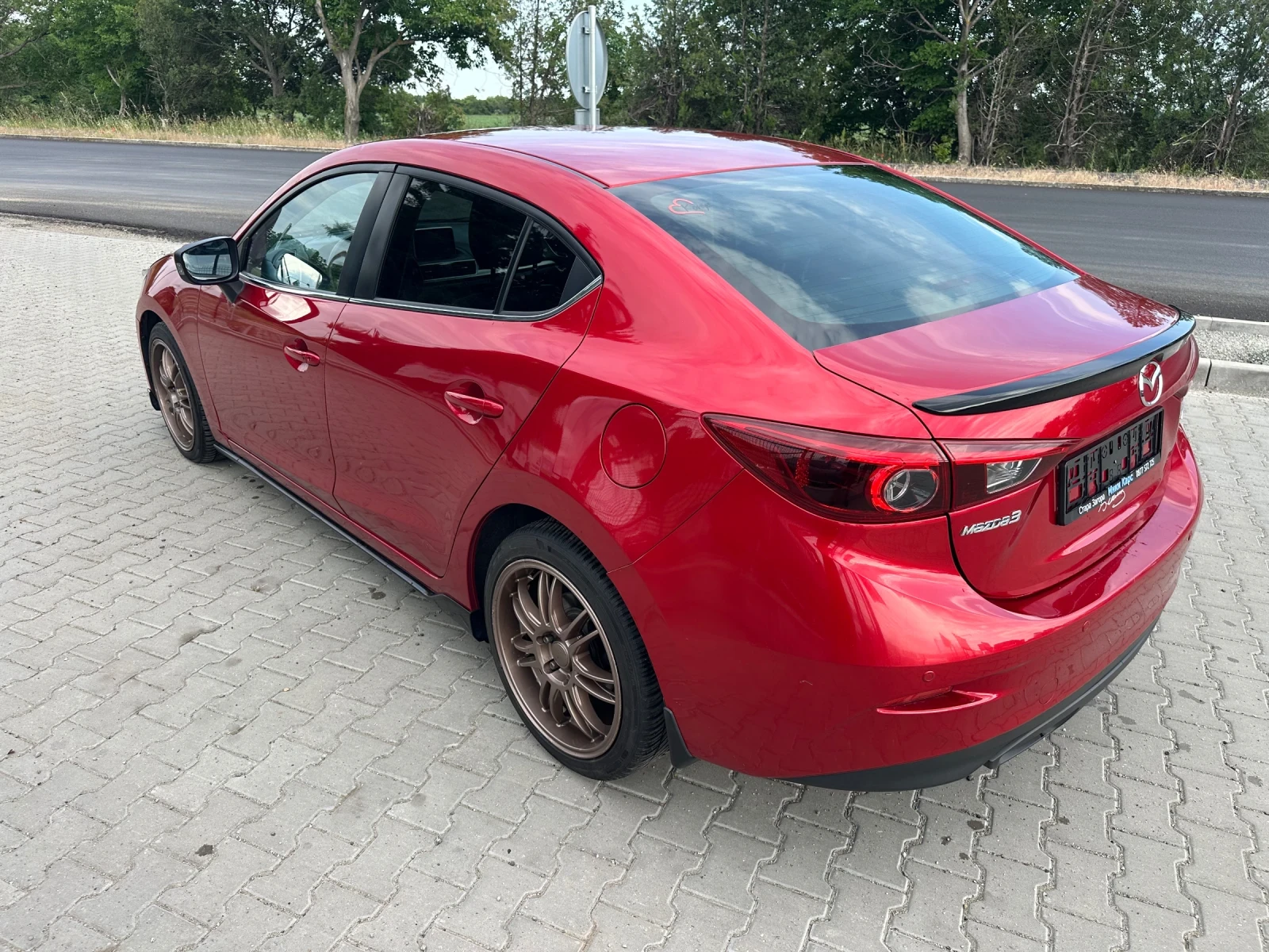 Mazda 3 Дистроник Нави Лед Ксенон Блутот Евро6 Дистроник  , снимка 3 - Автомобили и джипове - 54083233