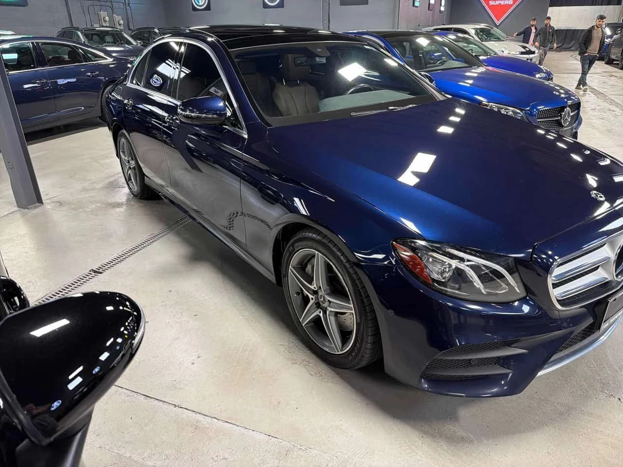 Mercedes-Benz E 450 CARFAX, снимка 3 - Автомобили и джипове - 54165154