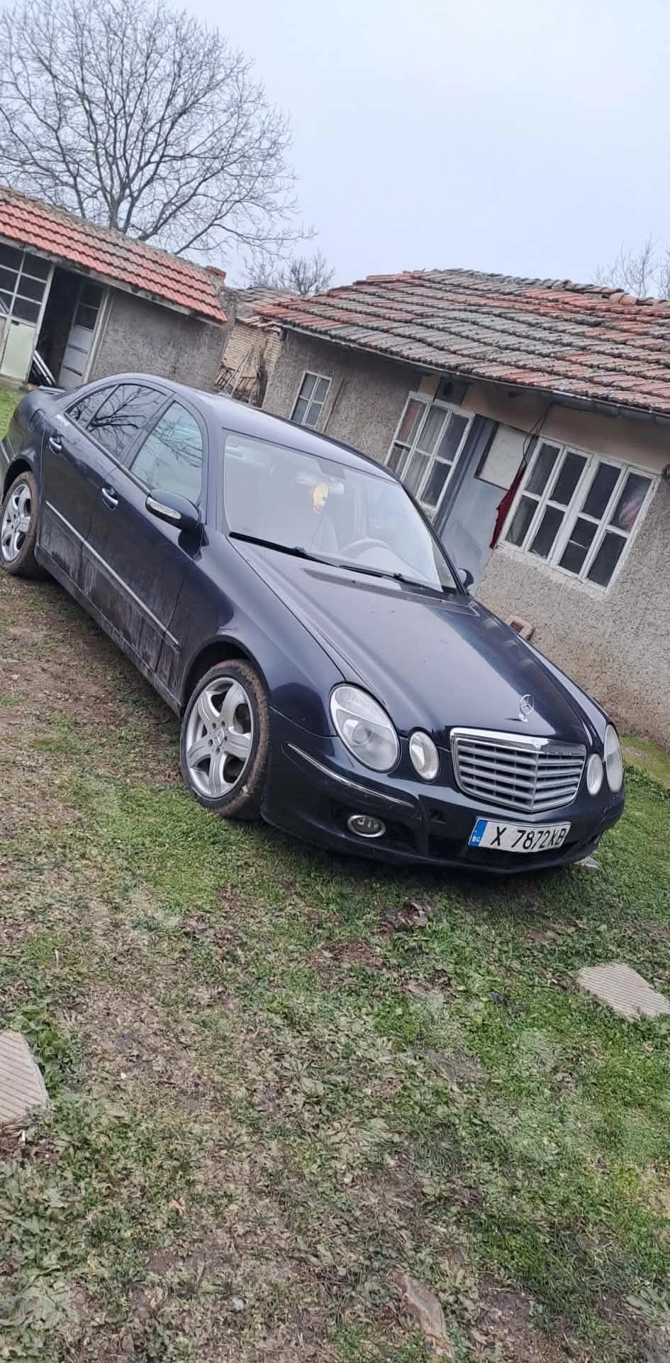 Mercedes-Benz E 270 3.2 CDI, снимка 10 - Автомобили и джипове - 54339553