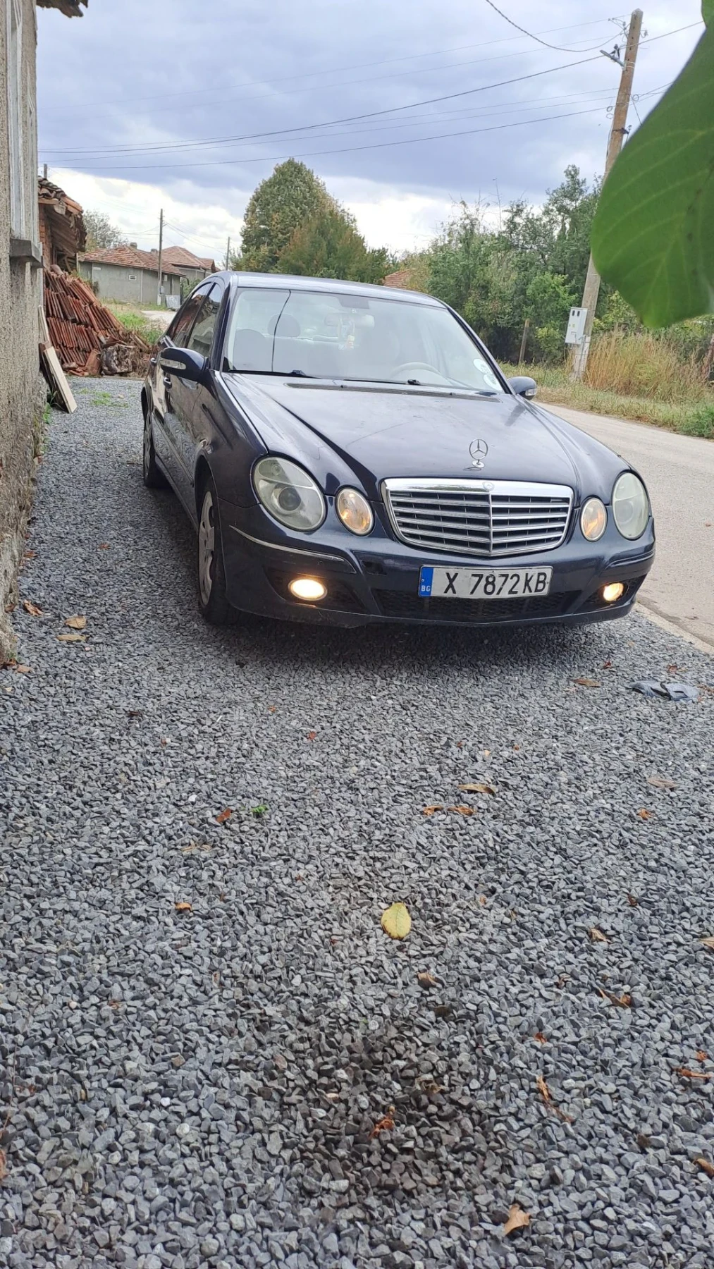 Mercedes-Benz E 270 2.7 CDI, снимка 4 - Автомобили и джипове - 56548704