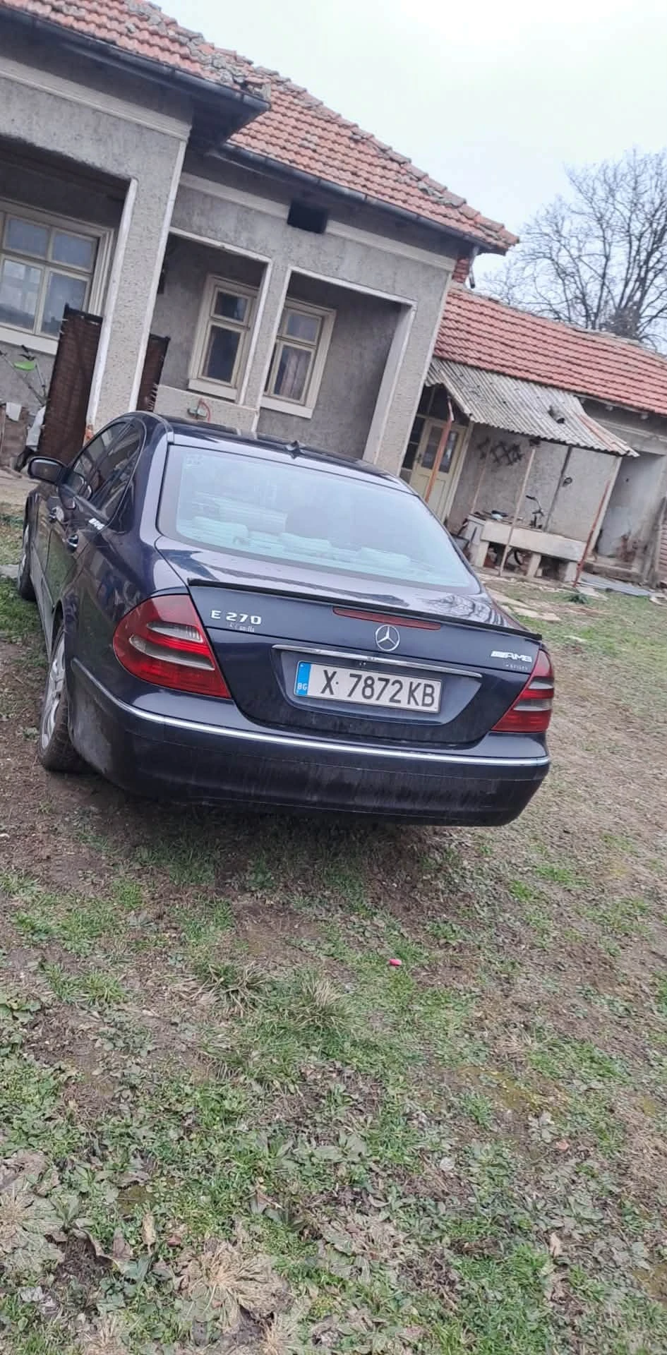 Mercedes-Benz E 270 3.2 CDI, снимка 4 - Автомобили и джипове - 54339553