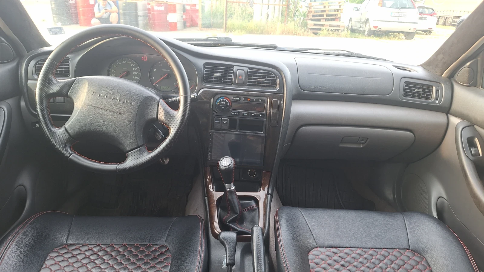 Subaru Legacy 2.5, снимка 3 - Автомобили и джипове - 54803598