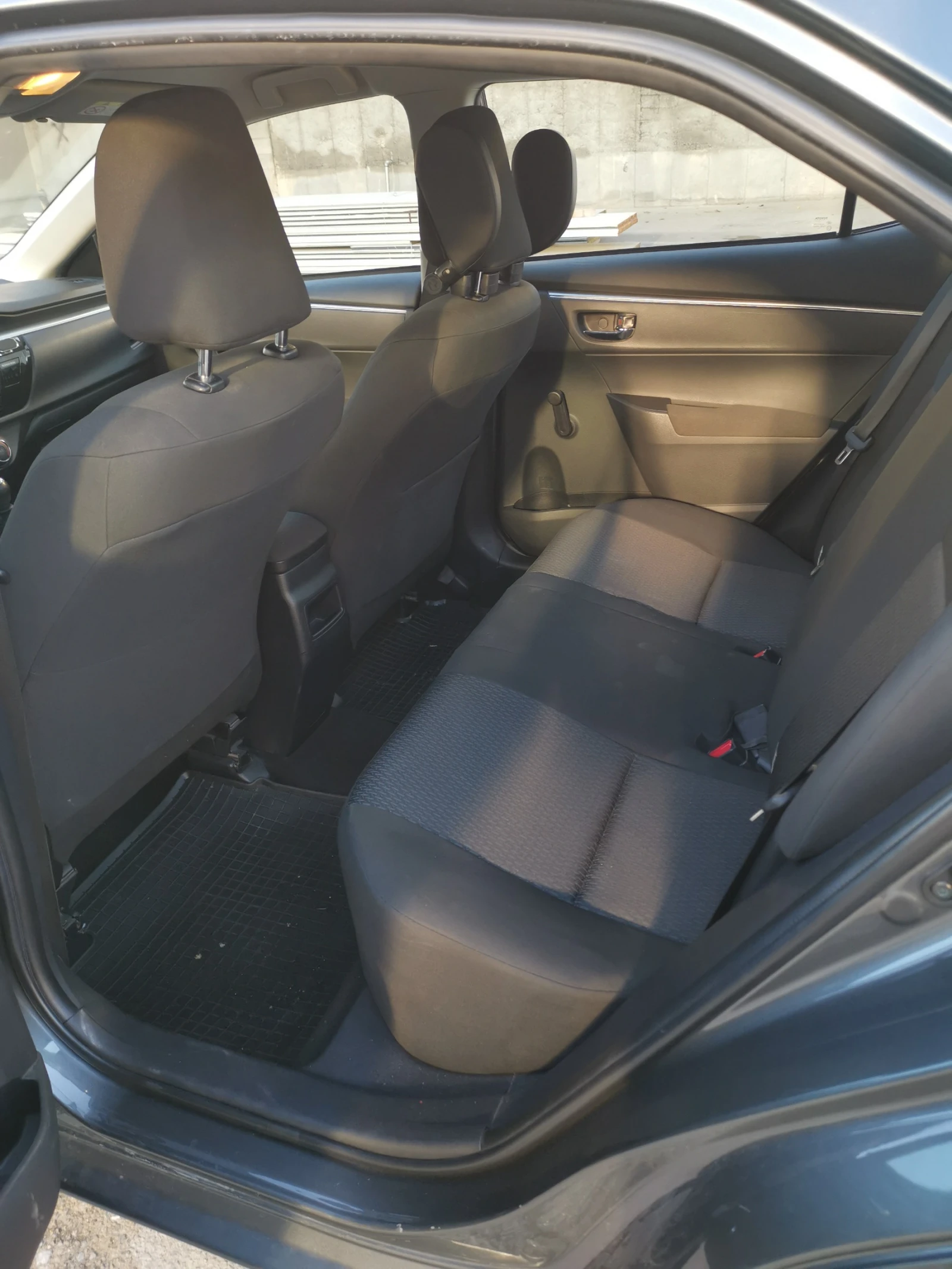 Toyota Corolla, снимка 15 - Автомобили и джипове - 54999689