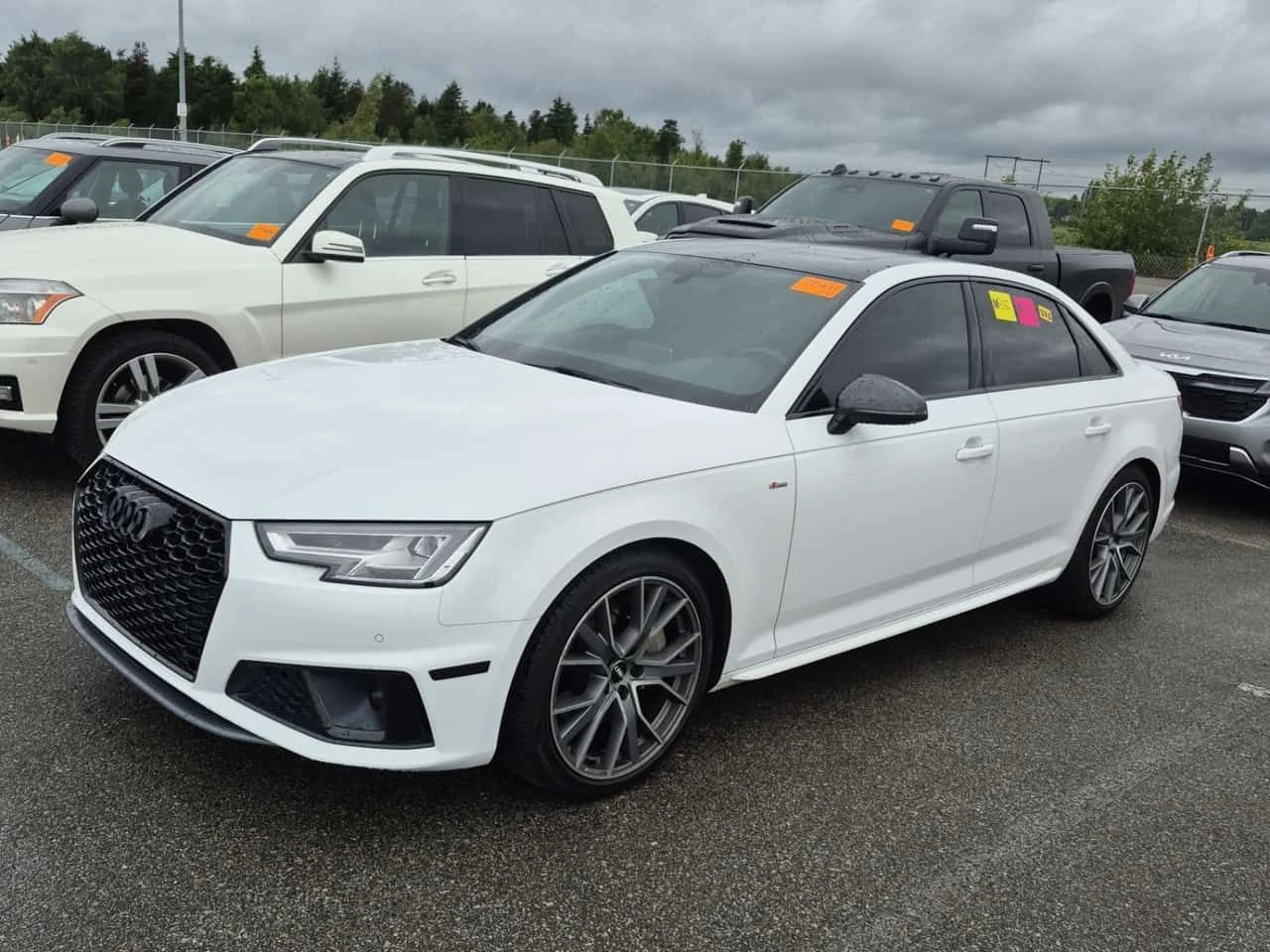 Audi A4 * PRESTIGE SEDAN 4D * CARFAX * БЕЗ ПЪРВОНАЧАЛНА ВН