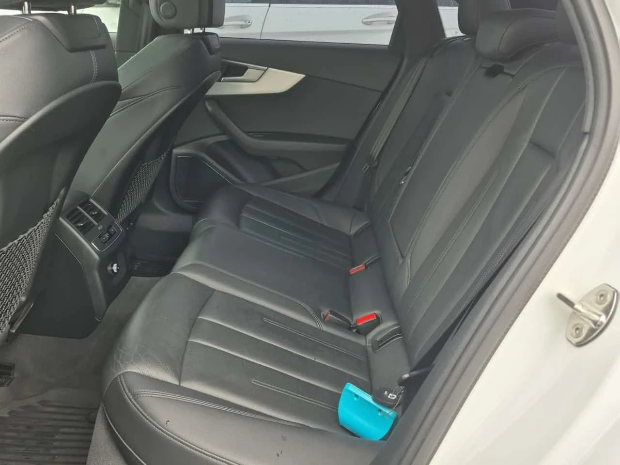 Audi A4 * PRESTIGE SEDAN 4D * CARFAX * БЕЗ ПЪРВОНАЧАЛНА ВН, снимка 12 - Автомобили и джипове - 55049984