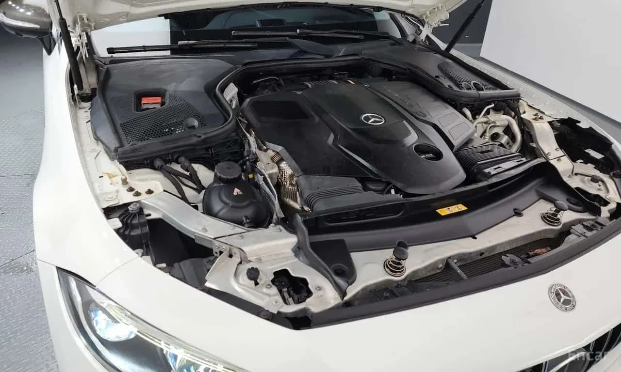 Mercedes-Benz CLS 400 d 4MATIC AMG Line | АВТОФИНАНСИРАНЕ, снимка 6 - Автомобили и джипове - 55618559