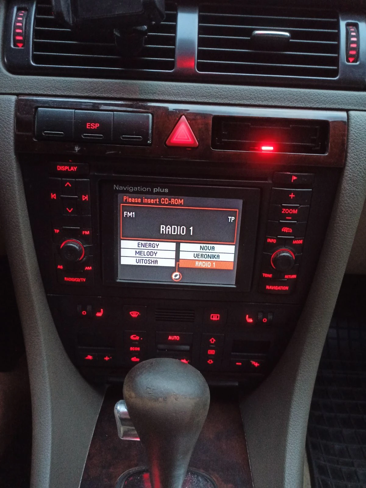 Audi A6, снимка 14 - Автомобили и джипове - 55768563