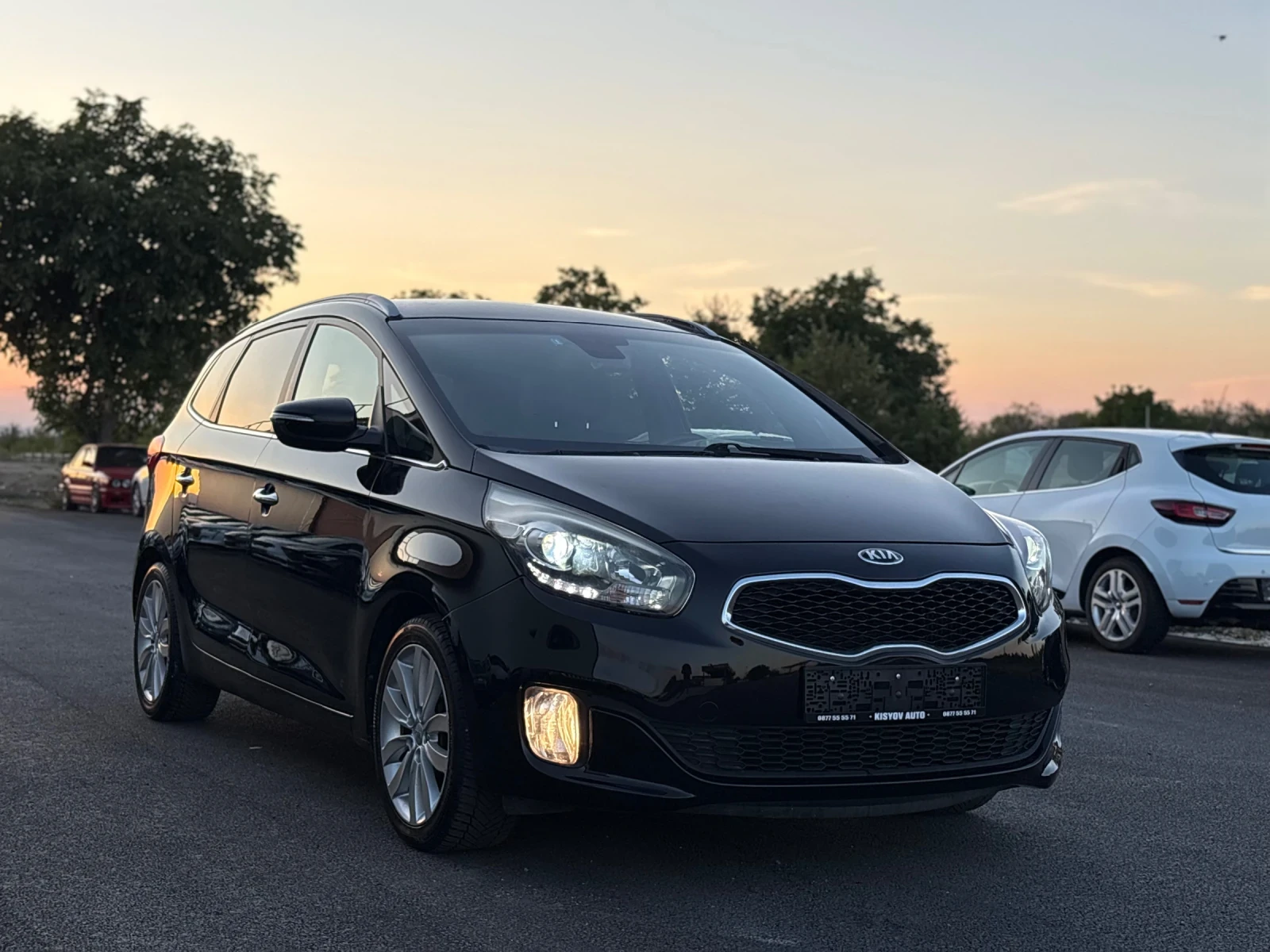 Kia Carens 1.7 116кс* Камера* Keyless* LED* 