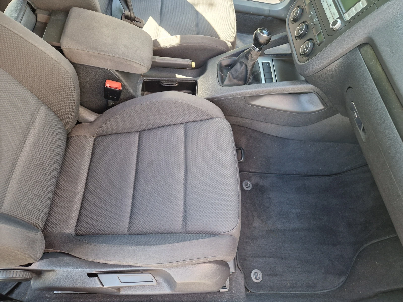 VW Golf, снимка 11 - Автомобили и джипове - 56150793