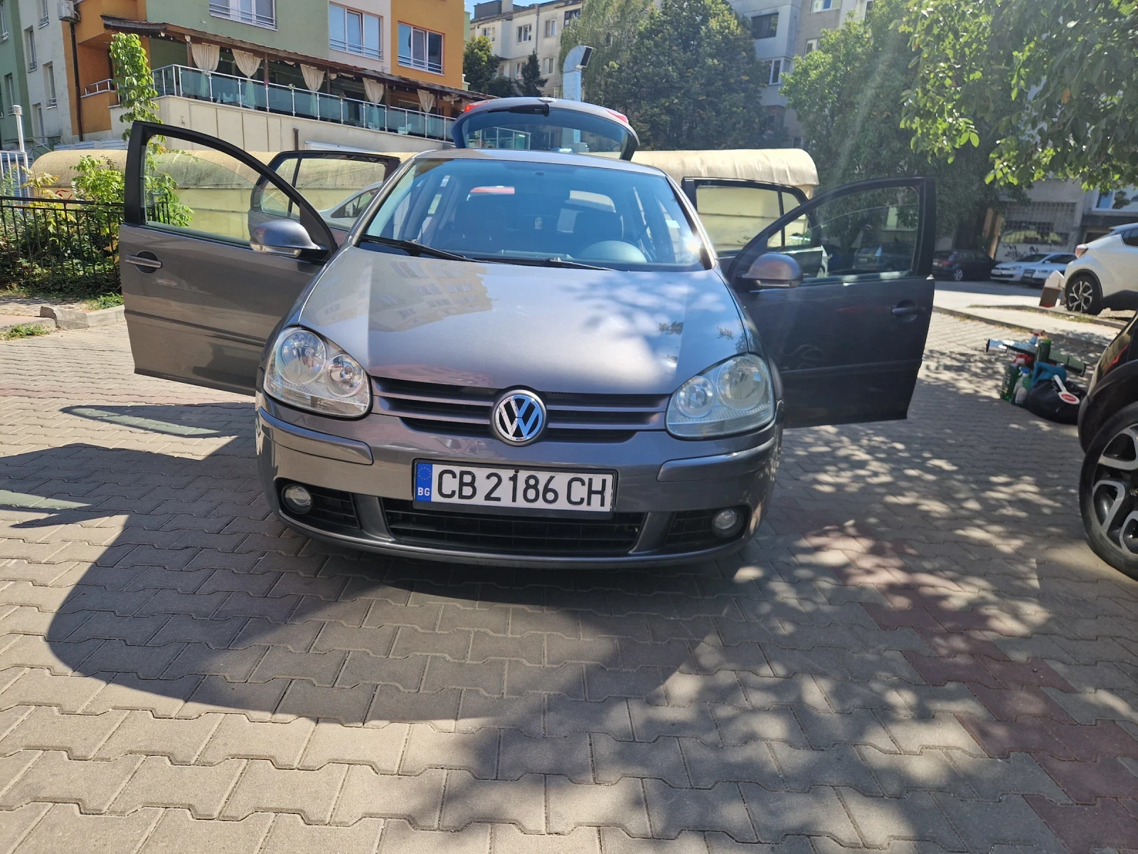 VW Golf
