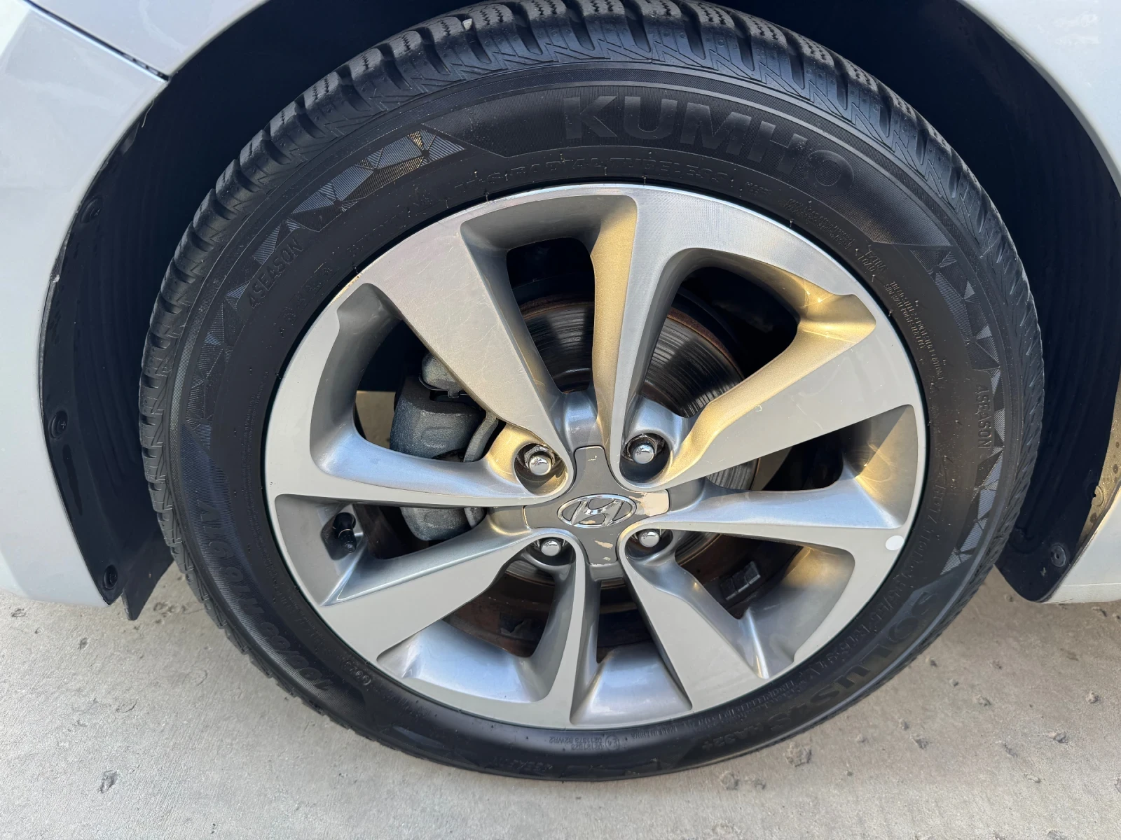 Hyundai I20 1.3i-FACE LIFT, снимка 13 - Автомобили и джипове - 56334788