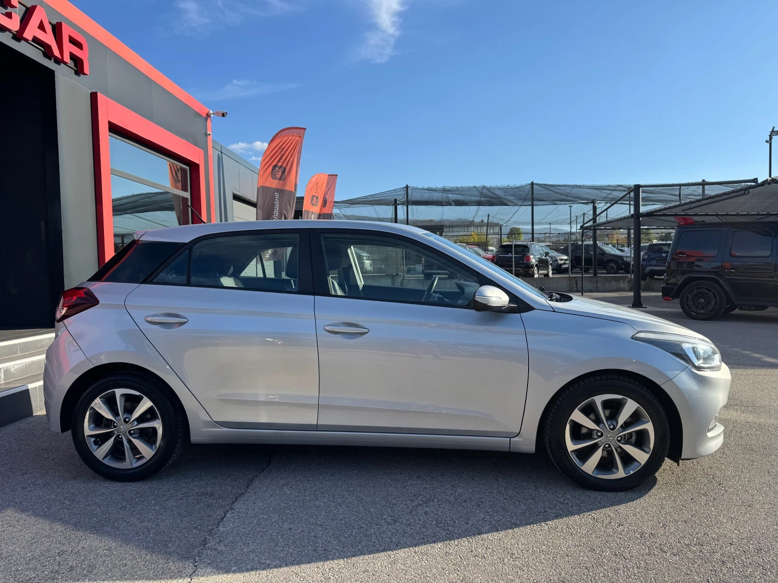 Hyundai I20 1.3i-FACE LIFT, снимка 4 - Автомобили и джипове - 56334788
