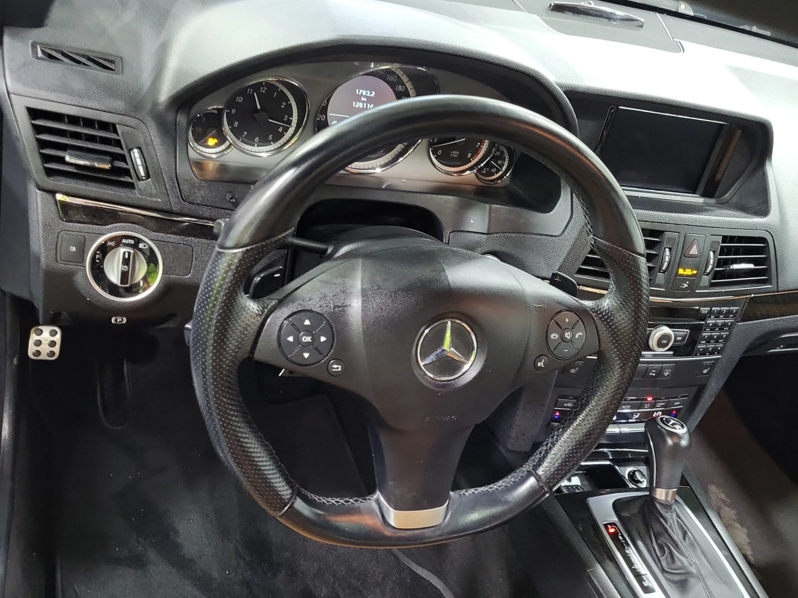 Mercedes-Benz E 350 AMG-Pack* �������* Harman/Kardon* �������*  | Mobile.bg � ����������� 9