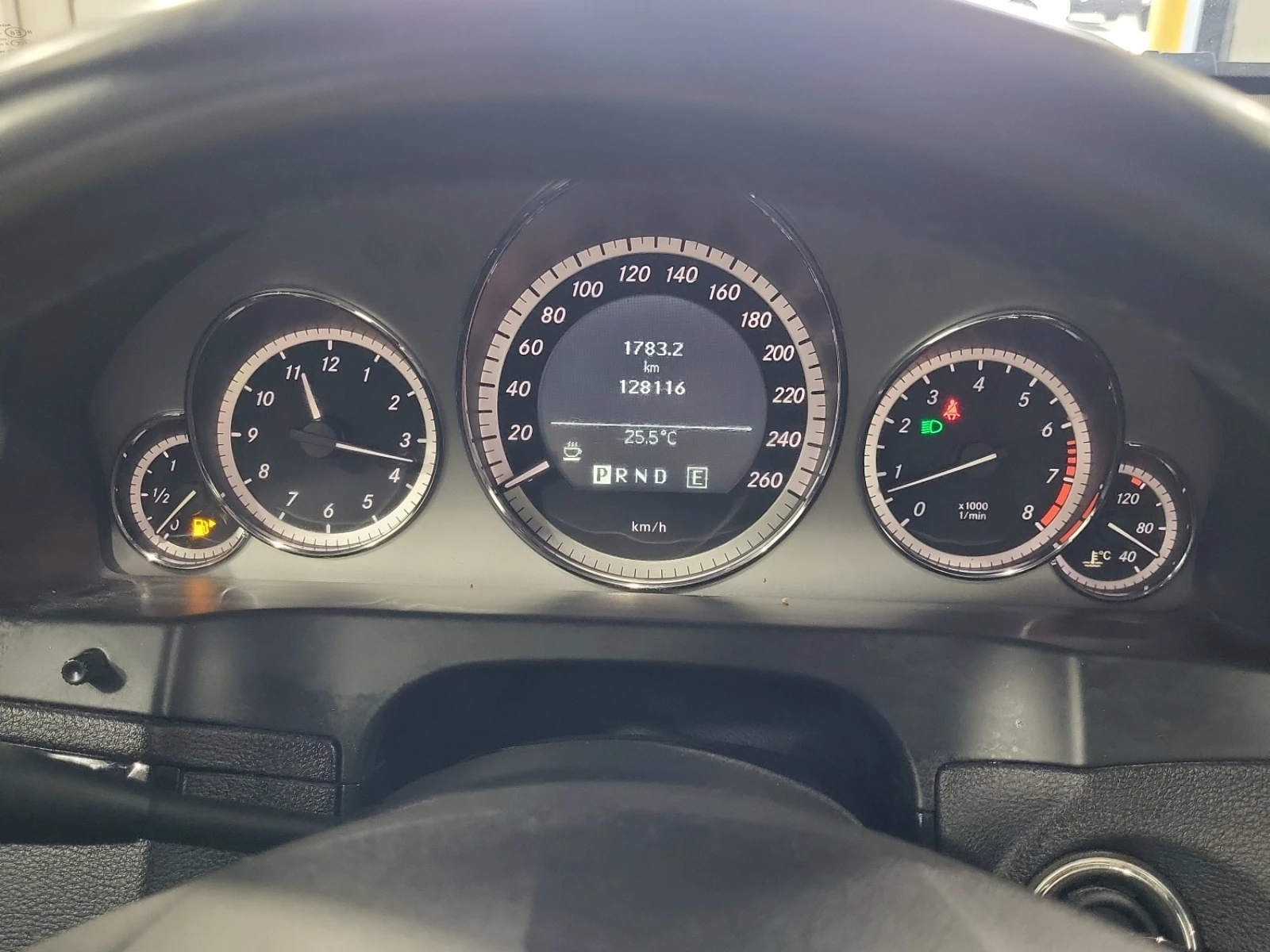 Mercedes-Benz E 350 AMG-Pack* �������* Harman/Kardon* �������*  | Mobile.bg � ����������� 10