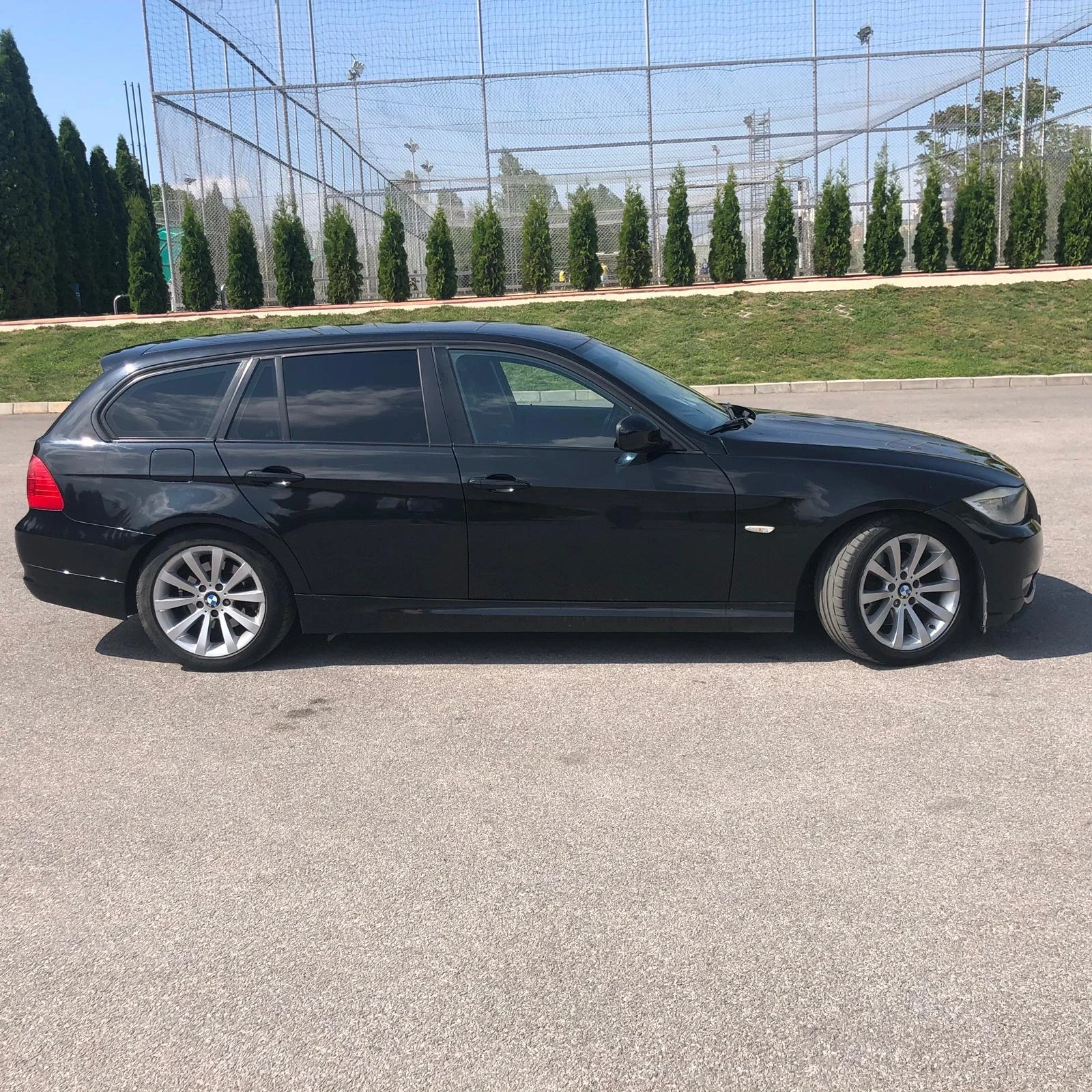 BMW 318 E91-318d facelift, снимка 14 - Автомобили и джипове - 56687738