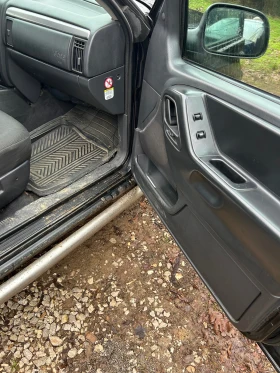 Jeep Grand cherokee - 5400 € / 10561.48 лв. - 68155798 7