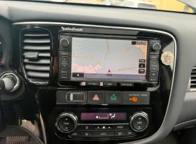 Mitsubishi Outlander NAVI* PDC* XENON* ����* CAM* AUT* TUV* 7����� | Mobile.bg � ����� ������ 15