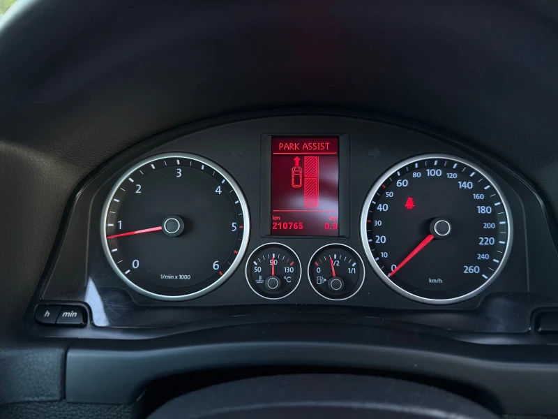 VW Tiguan 2.0TDi 4Motion Кожа Нави Пано, снимка 14 - Автомобили и джипове - 50074190