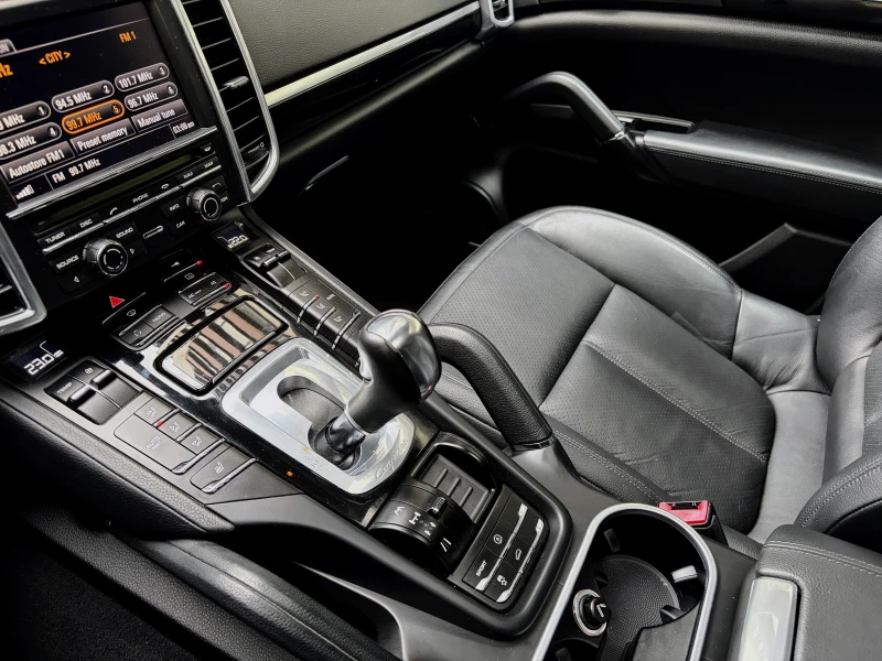 Porsche Cayenne S 4.8 I - 123000км, Пружини, снимка 7 - Автомобили и джипове - 52484829