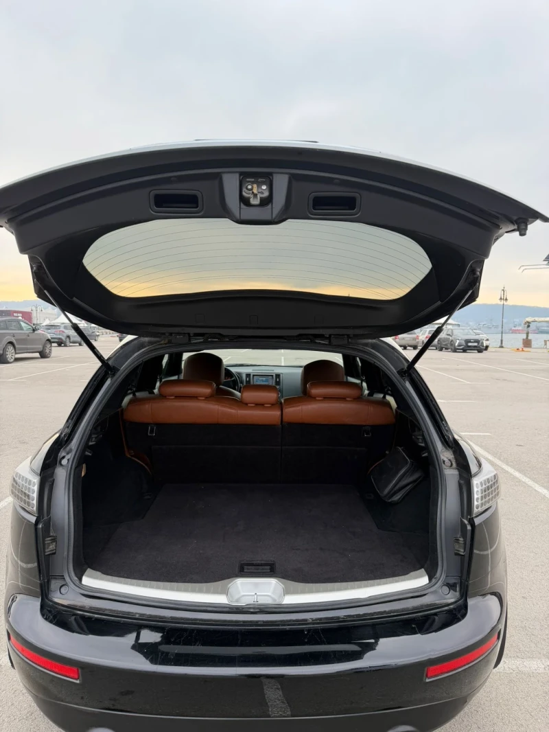 Infiniti Fx 35, снимка 6 - Автомобили и джипове - 52915111