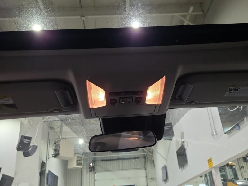 Toyota Rav4 * XLE * CARFAX * ЦЕНА ДО БГ, снимка 14 - Автомобили и джипове - 53121313