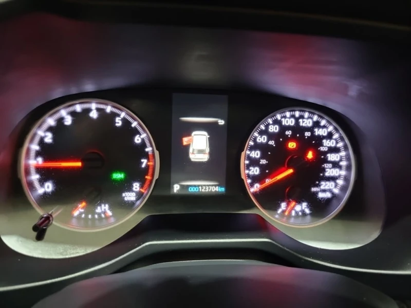 Toyota Rav4 * XLE * CARFAX * ЦЕНА ДО БГ, снимка 11 - Автомобили и джипове - 53121313