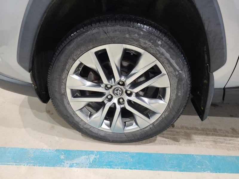 Toyota Rav4 * XLE * CARFAX * ЦЕНА ДО БГ, снимка 8 - Автомобили и джипове - 53121313