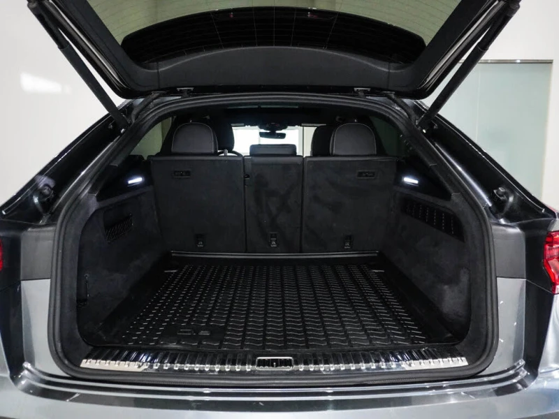 Audi Q8 B&O* DISTRONIC* 360 CAM* ПАНОРАМА* ОБДУХВАНЕ, снимка 6 - Автомобили и джипове - 53534990