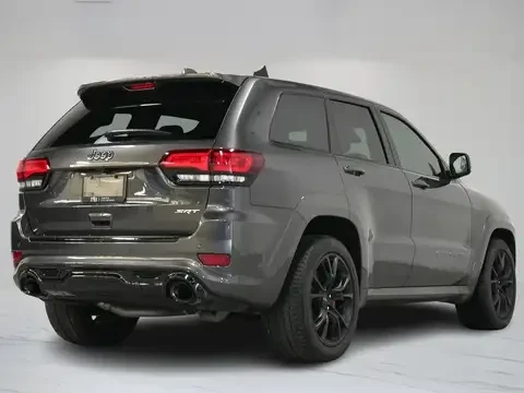 Jeep Grand cherokee SRT / CARFAX, снимка 4 - Автомобили и джипове - 55053137