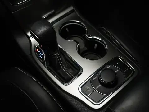 Jeep Grand cherokee SRT / CARFAX, снимка 10 - Автомобили и джипове - 55053137