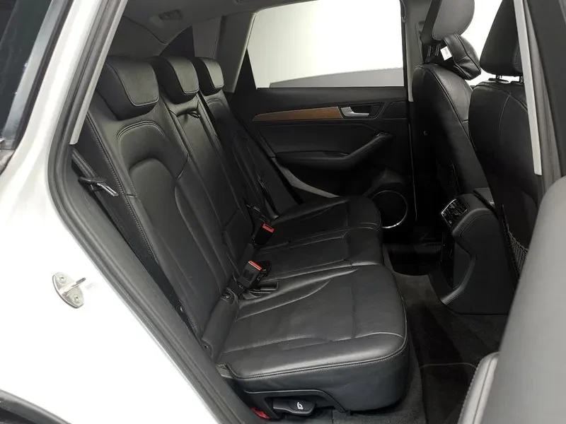 Audi Q5 3.0 TDI Quattro - САМО 30% АВАНС, снимка 12 - Автомобили и джипове - 56007918