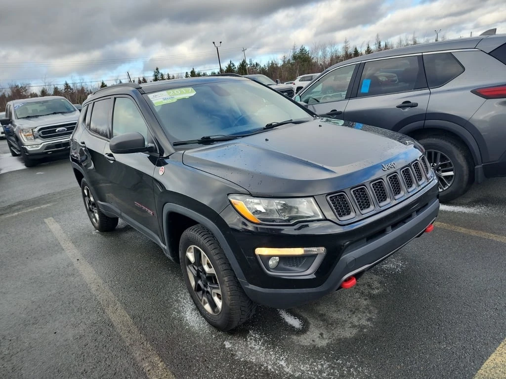 Jeep Compass  TRAILHAWK * CARFAX * ФИНАНСИРАНЕ, снимка 1