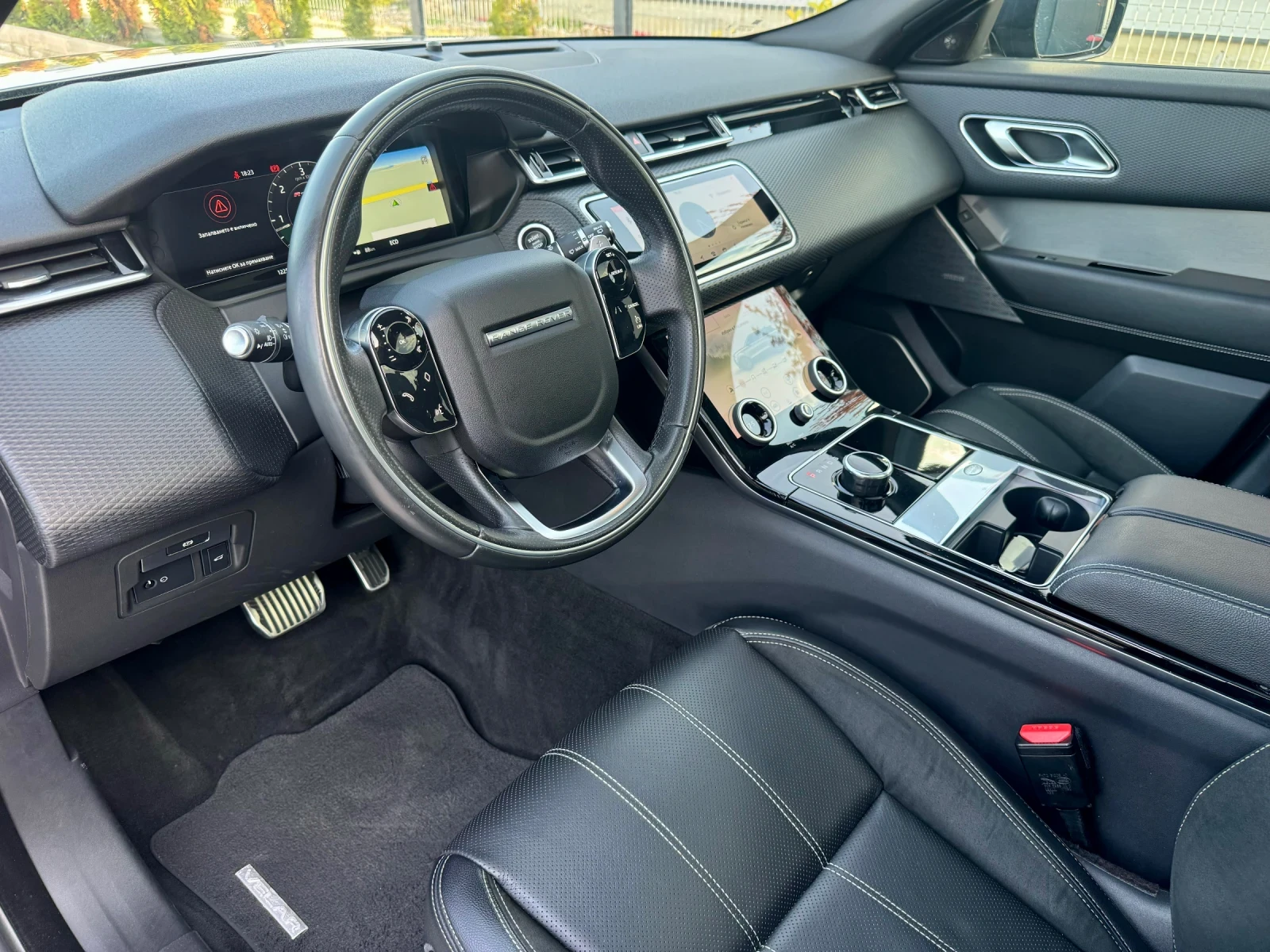 Land Rover Range Rover Velar R-DAYNAMIC - изображение 8