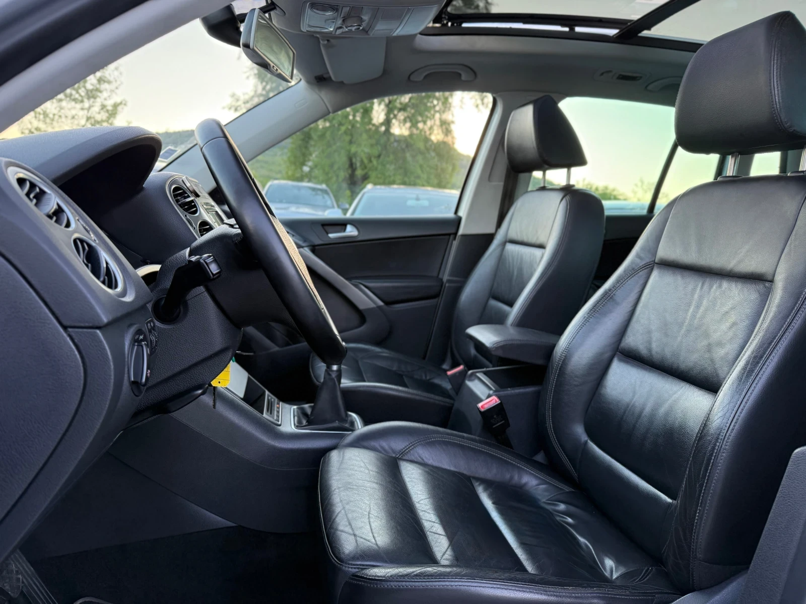 VW Tiguan 2.0TDi 4Motion Кожа Нави Пано - изображение 6