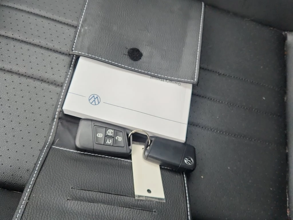 VW Tiguan * COMFORTLINE R LINE BLACK EDITION * CARFAX * БЕЗ  - изображение 8