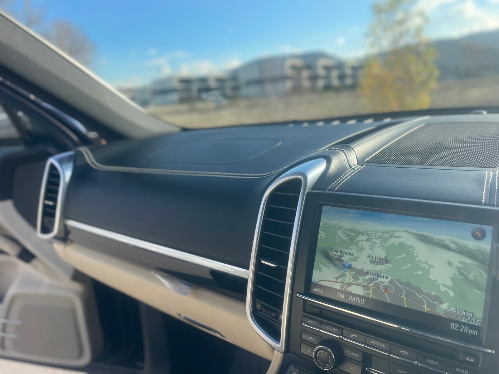 Porsche Cayenne 3.0D* Facelift* Premium Pack* Panorama* , снимка 14 - Автомобили и джипове - 53929557