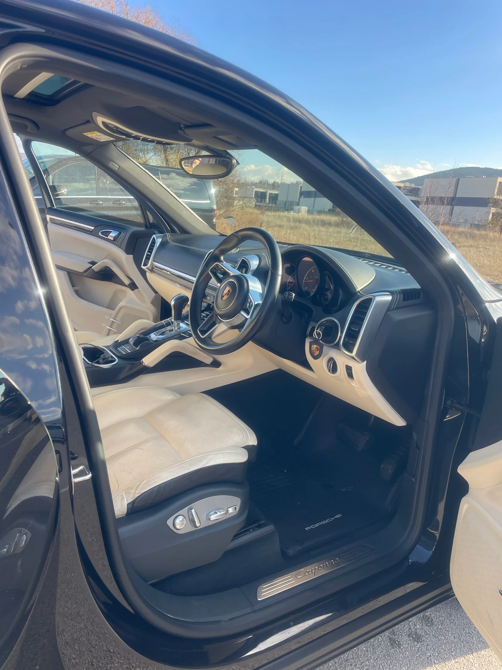 Porsche Cayenne 3.0D* Facelift* Premium Pack* Panorama* , снимка 7 - Автомобили и джипове - 53929557