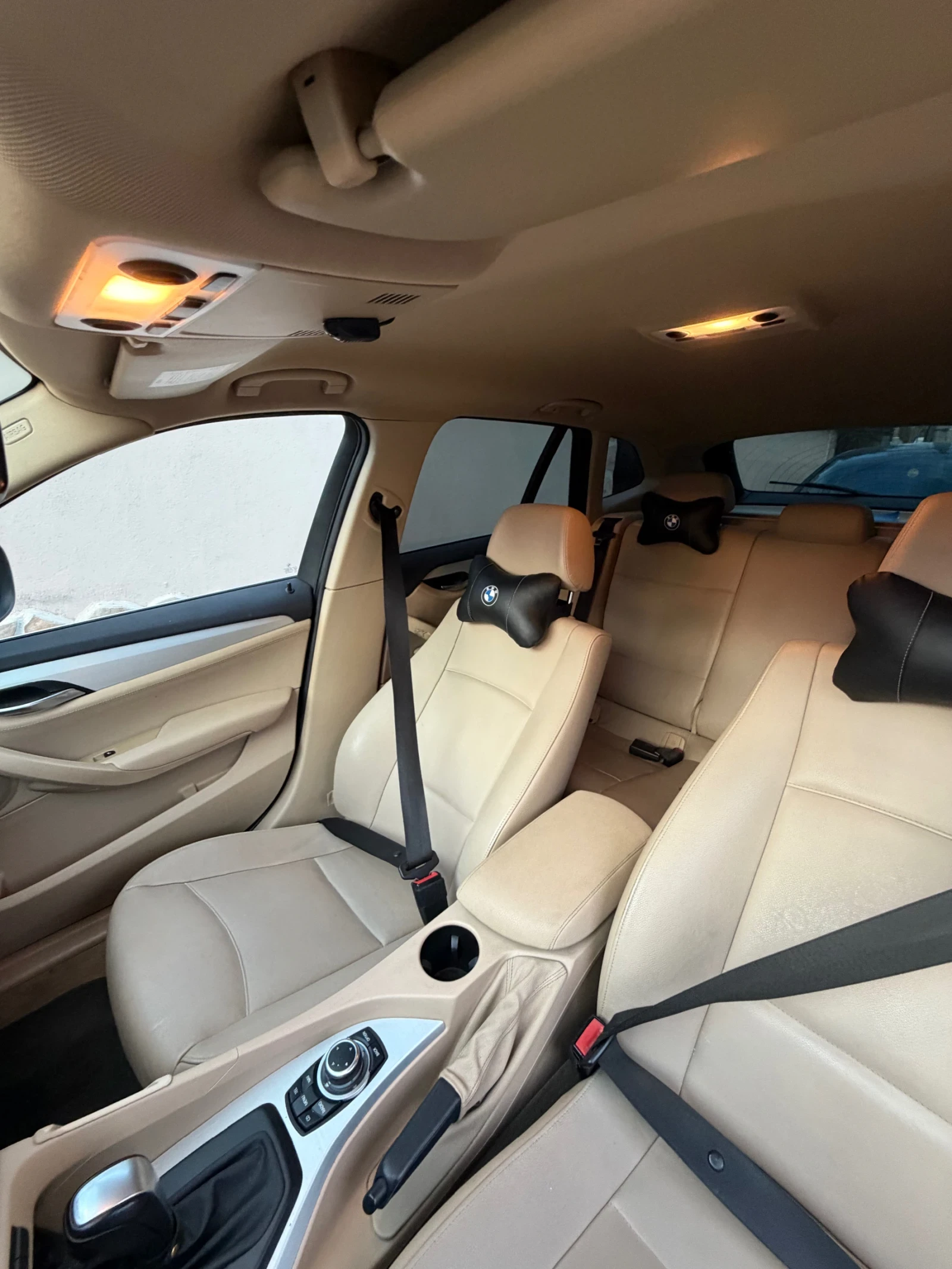 BMW X1, снимка 8 - Автомобили и джипове - 53963313