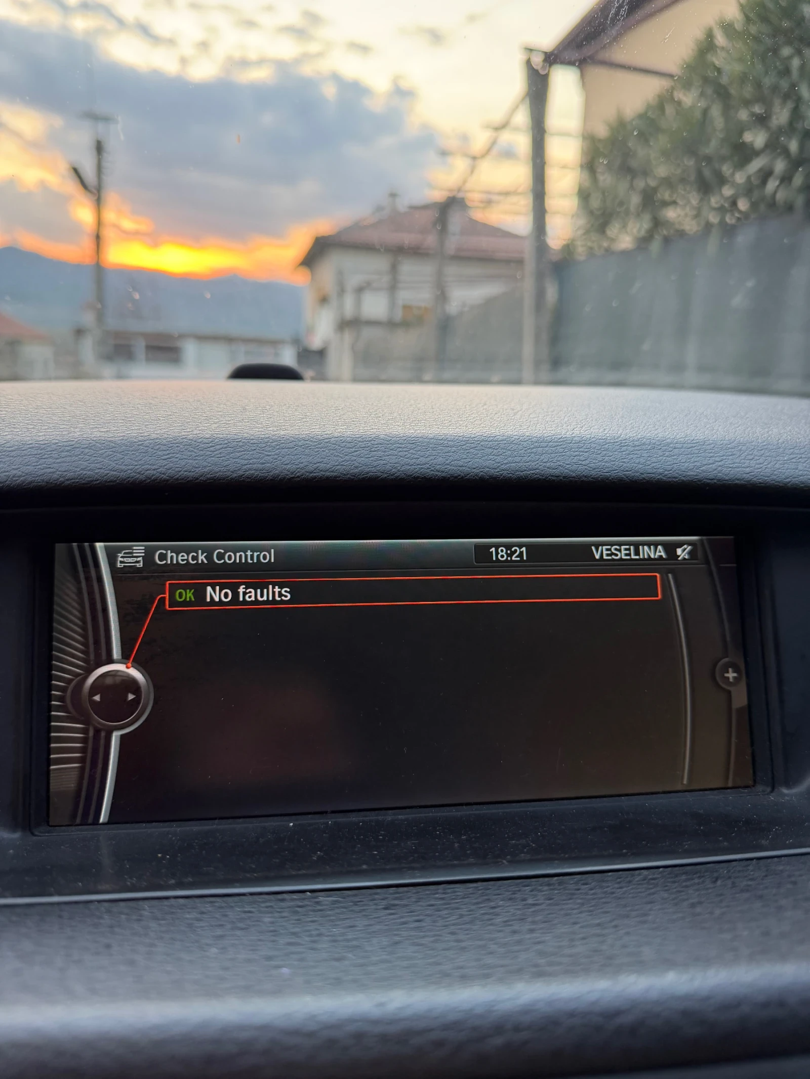 BMW X1, снимка 15 - Автомобили и джипове - 53963313