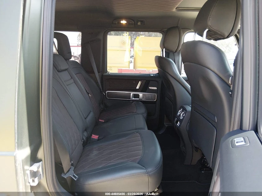 Mercedes-Benz G 55 AMG 4.0l G 550 4Matic, снимка 8 - Автомобили и джипове - 54189970