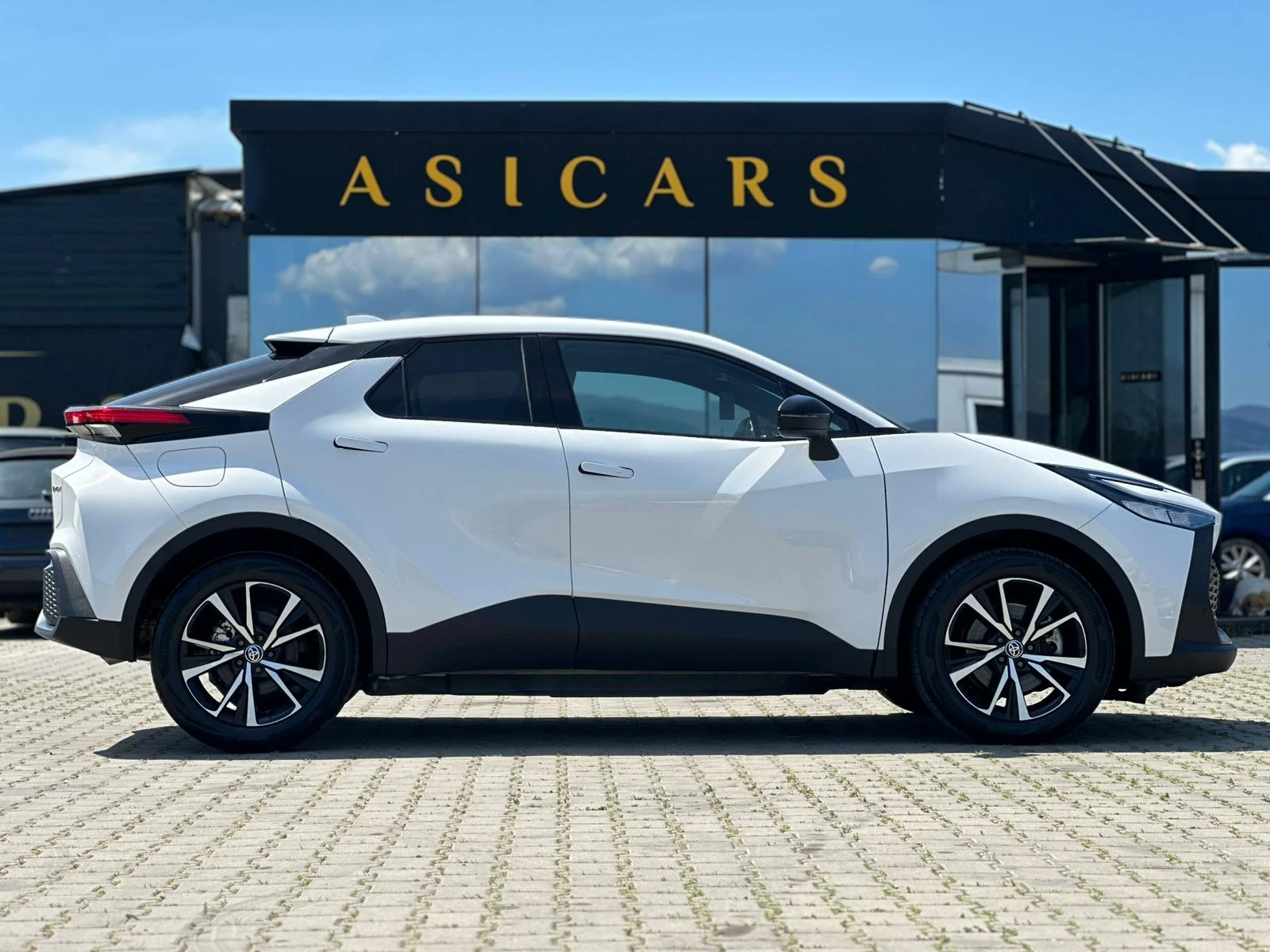Toyota C-HR / 2.0 / PLUG-IN HYBRID / TOP /, снимка 6 - Автомобили и джипове - 54441558