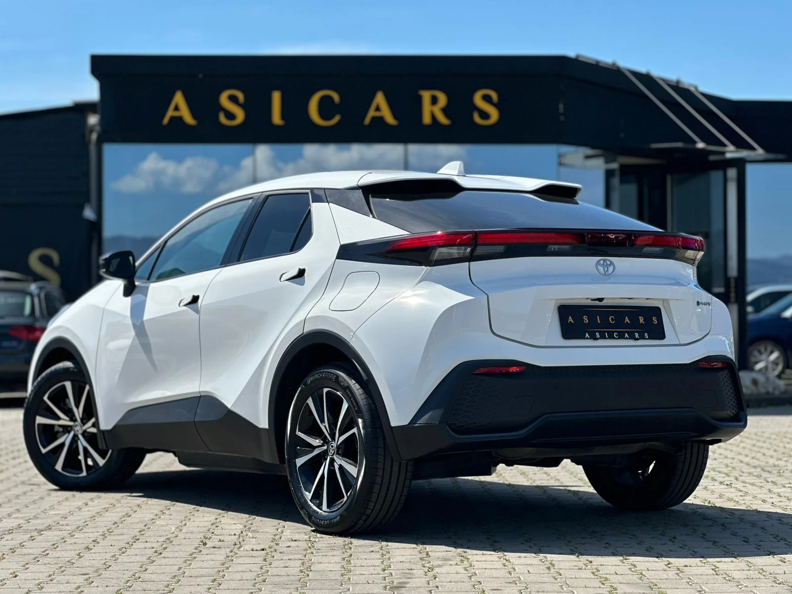 Toyota C-HR / 2.0 / PLUG-IN HYBRID / TOP /, снимка 3 - Автомобили и джипове - 54441558